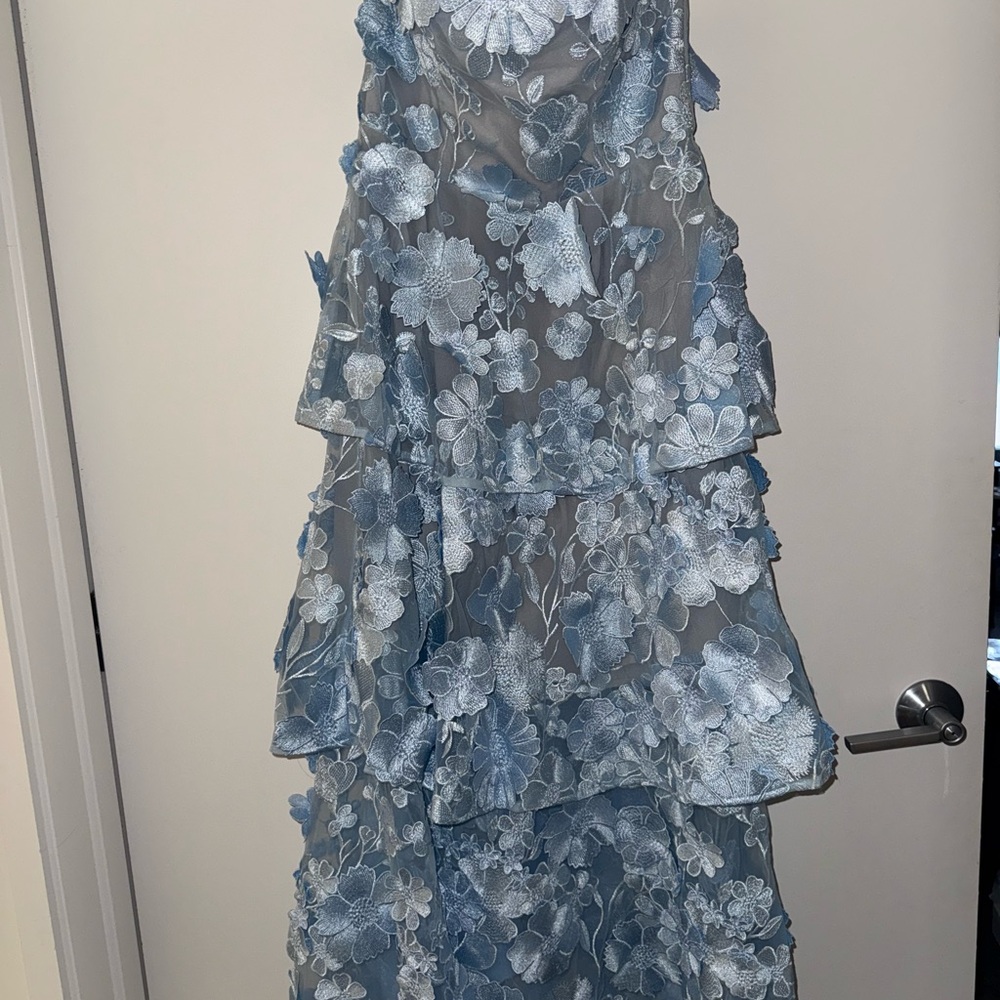Elliatt Selene Maxi Tiered 3D Dress In Blue - Picture 4 of 5